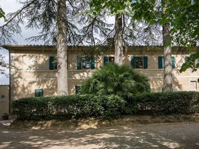 Casa in vendita 8 Stanze da letto a Montepulciano