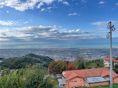 Semindipendente - Porzione di casa a Capezzano Monte, Pietrasanta