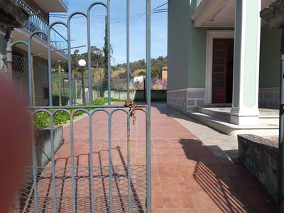Villa in vendita 6 Stanze da letto a Sestri Levante