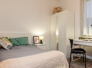 Affittasi stanza in appartamento con 5 camere a Bolghera, Trento