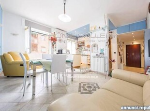 Appartamenti Genova Molassana Via Struppa cucina: A vista,