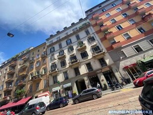 Appartamenti Milano Centro storico Corso Genova 23 cucina: A vista,