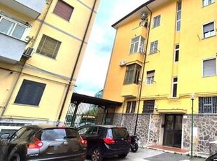 Appartamenti Napoli Venezia Giulia 53 cucina: Abitabile,