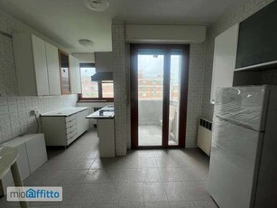 Appartamento arredato con terrazzo Bolognina