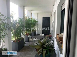 Appartamento arredato con terrazzo Buenos aires, indipendenza, p.ta venezia