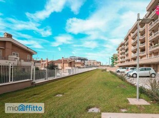 Appartamento con terrazzo Trigoria, spinaceto, tor de cenci, vallerano