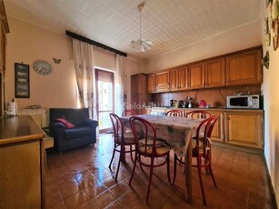 Appartamento in Affitto ad Catanzaro - 1900 Euro