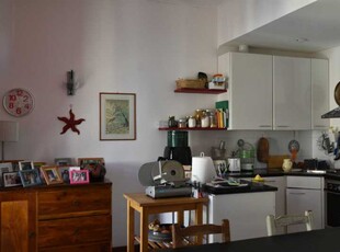 Appartamento in Affitto ad Genova - 1000 Euro