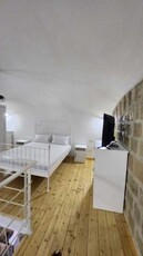 Appartamento in Affitto ad Napoli - 1200 Euro