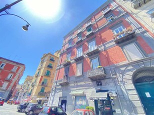 Appartamento in Affitto ad Napoli - 800 Euro