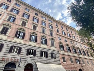 Appartamento in Affitto ad Roma - 1900 Euro