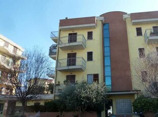 Appartamento in Affitto ad San Benedetto del Tronto - 400 Euro