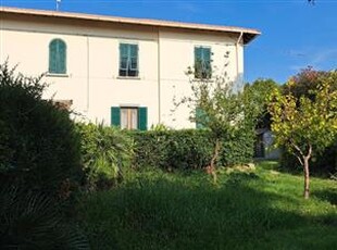 Appartamento in buono stato di 110 mq. a Rosignano Solvay