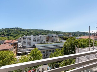 Appartamento in Corso Massimo D'Azeglio, Torino, 5 locali, 3 bagni