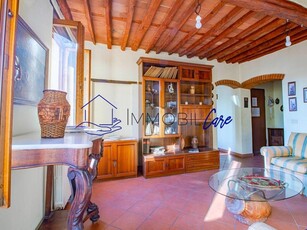 Appartamento in Vendita a Lucca, 395'000€, 108 m²