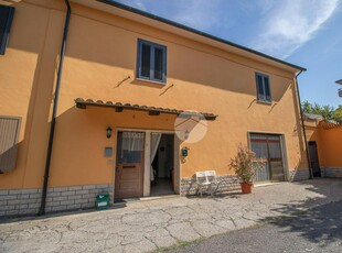 Appartamento in vendita a Magliano Sabina