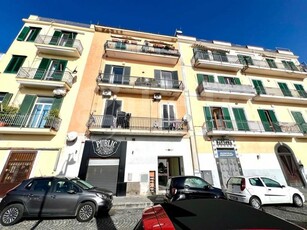 appartamento in vendita a Pozzuoli