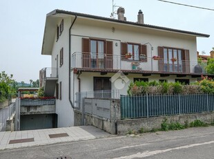 Appartamento in vendita a Sotto Il Monte Giovanni Xxiii