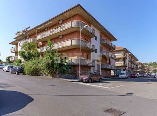 Appartamento in Vendita ad Aci Catena - 95000 Euro