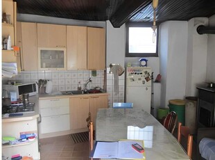 Appartamento in Vendita ad Albavilla - 27000 Euro