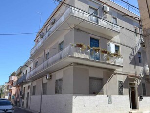 Appartamento in Vendita ad Canosa di Puglia - 65000 Euro