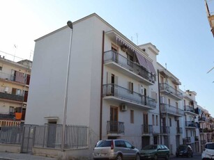 Appartamento in Vendita ad Canosa di Puglia - 85000 Euro