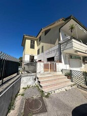 Appartamento in Vendita ad Castel Volturno - 65000 Euro