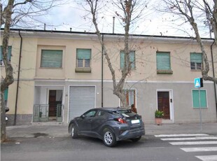 appartamento in Vendita ad Cecina - 185000 Euro