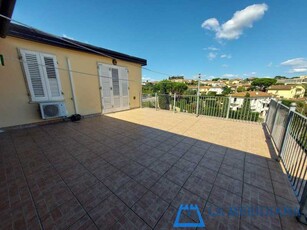 Appartamento in Vendita ad Cerreto Guidi - 270000 Euro