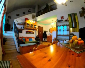 Appartamento in Vendita ad Colle di Val D`elsa - 210000 Euro