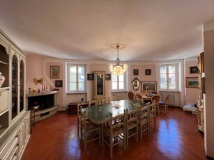 Appartamento in Vendita ad Desenzano del Garda - 480000 Euro