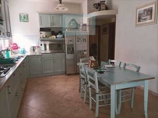 Appartamento in Vendita ad Falconara Marittima - 270000 Euro