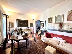 Appartamento in Vendita ad Firenze - 400000 Euro