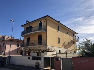 Appartamento in Vendita ad Foligno - 110000 Euro