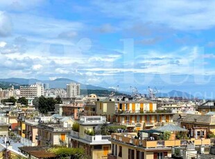 Appartamento in Vendita ad Genova - 250000 Euro