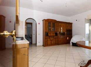 Appartamento in Vendita ad Guidonia Montecelio - 79000 Euro