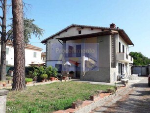 Appartamento in Vendita ad Lastra a Signa - 239625 Euro