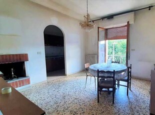 Appartamento in Vendita ad Montevarchi - 105000 Euro