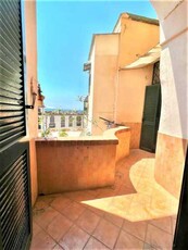 Appartamento in Vendita ad Pozzuoli - 150000 Euro