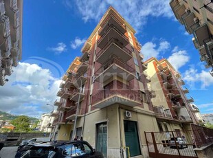 Appartamento in Vendita ad Salerno - 400000 Euro