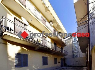 Appartamento in Vendita ad San Nicola la Strada - 85000 Euro