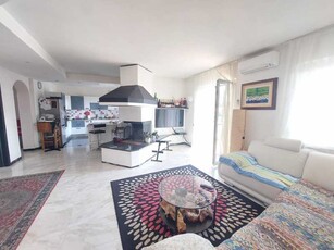 Appartamento in Vendita ad Sarzana - 290000 Euro