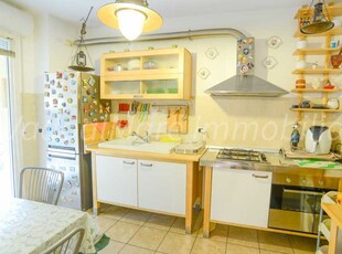 Appartamento in Vendita ad Vado Ligure - 98000 Euro