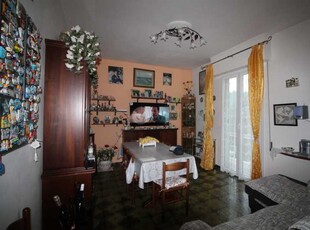Appartamento in Vendita ad Vezzano Ligure - 125000 Euro