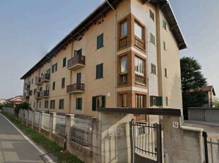 Appartamento in Via Brennero 14, Olgiate Olona, 6 locali, 1 bagno