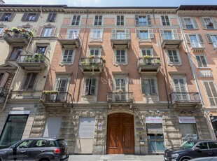 Appartamento - Quadrilocale a San Secondo, Torino
