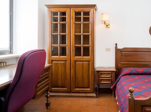 Arredato camera in appartamento a Sesto San Giovanni, Milano