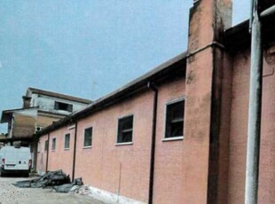 capannone in Vendita ad Copparo - 367000 Euro