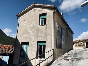 casa in vendita a Fabriano