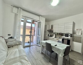 Casa indipendente 3 locali di 249 m² in Solbiate